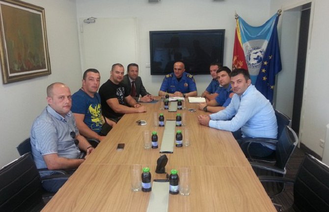 Crnogorski policajci radno na hrvatskom primorju