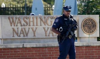 Zatvoreno sjedište američke mornarice, traži se napadač