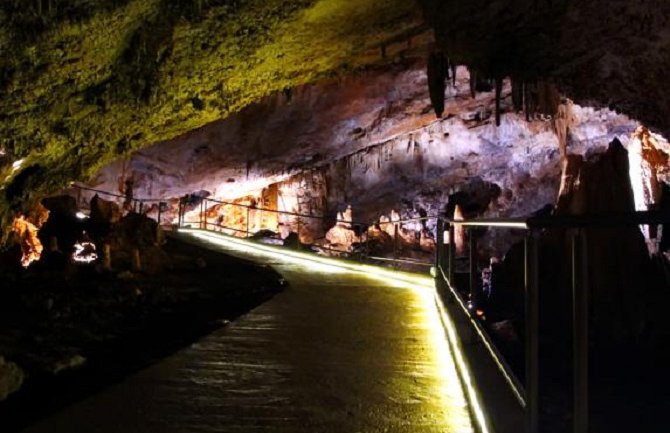Crna Gora dobija prvi uređeni objekat namijenjen speleološkom turizmu
