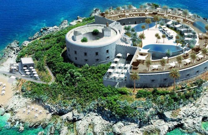 Ko koči milionski projekat Mamula?