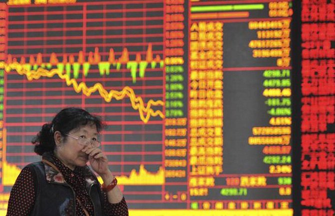 Nastavljen pad kineskih berzi