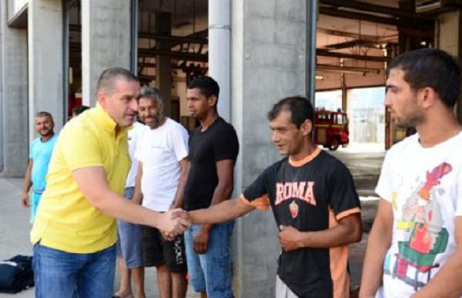 Dodijeljene uniforme polaznicima edukativne obuke zaštite od požara