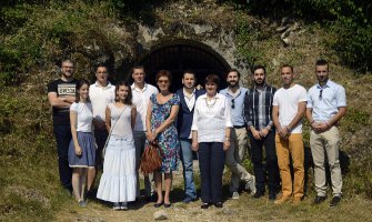 Želimo da izvedemo Cetinje iz mraka