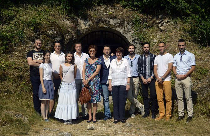 Želimo da izvedemo Cetinje iz mraka