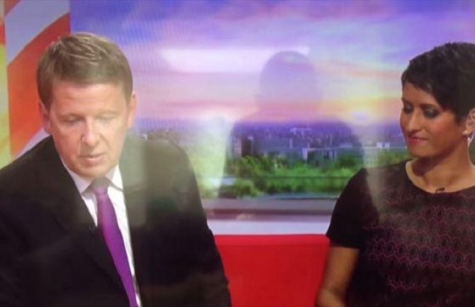 Voditelj nenamjerno opsovao u sred živog programa (Video)