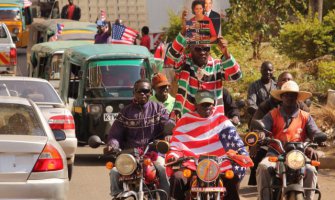 Kenijske bebe nazvane po Obami , njegovom avionu, ćerkama...