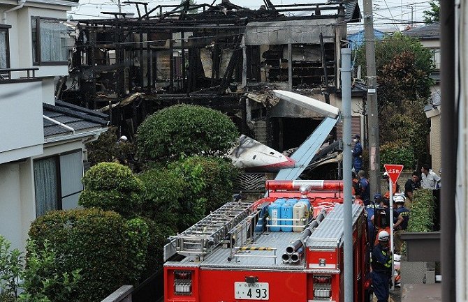 Tokijo: Pao avion, troje mrtvih