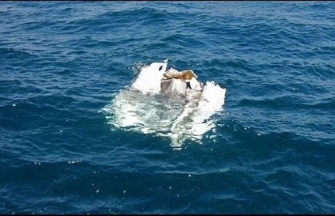 Pronađeni ostaci malezijskog aviona?