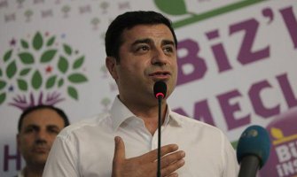 Demirtas: Turski napadi na ID su pokriće za gađanje Kurda