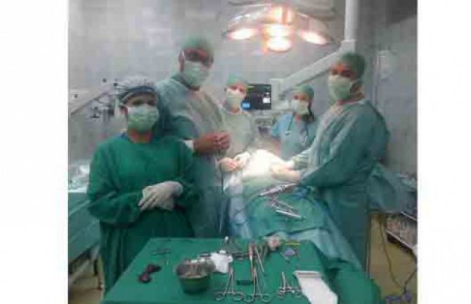 Selfi iz operacione sale KCCG