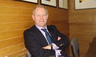 Ko se ruga Herceg Novom?