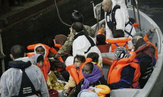 Najmanje 25 stradalih i 400 preživjelih