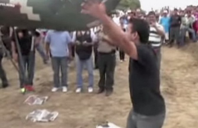 Premijerov helikopter usmrtio djevojku