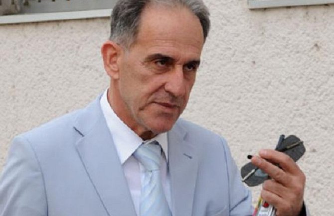 Advokat Piperović : Slijedi nova tužba protiv Abazovića