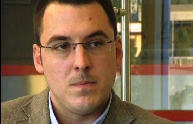 Vuković: Demos, SDP i Demokrate mogu nadjačati DF i SNP