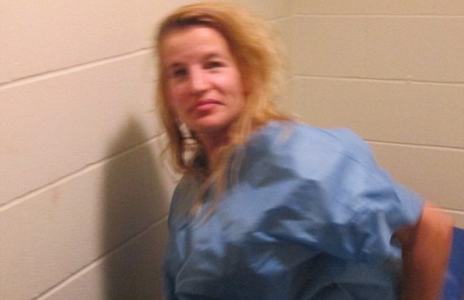 SAD: Ubila tri rođake i socijalnu radnicu nakon što je izgubila starateljstvo nad kćerkom