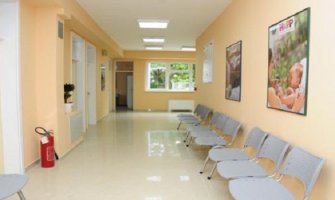 Izabranim ljekarima u Domovima zdravlja skresali plate za 150 eura