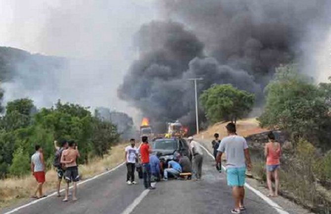 Od eksplozije bombe poginula tri vojnika