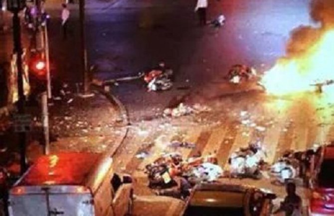 U Bangkoku najmanje 22 žrtve eksplozije, vlasti tragaju za napadačem