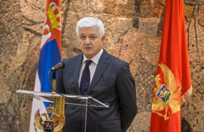 Partneri u političkom dijalogu ne smiju dozvoliti da pojedinačni interesi ugroze  interes građana i države