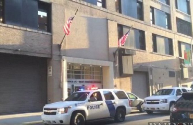 Naoružani veteran upao u zgradu u Njujorku i ubio čuvara, pa onda sebe (VIDEO)