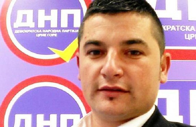 DNP: Popraviti položaj mjesnih zajednica