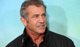 Mel Gibson pod istragom zbog napada na fotoreporterku