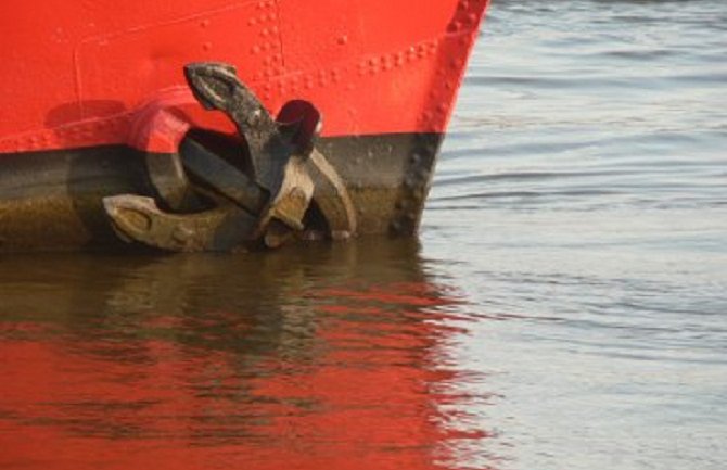 U Libiji potonula dva broda sa gotovo 500 migranata