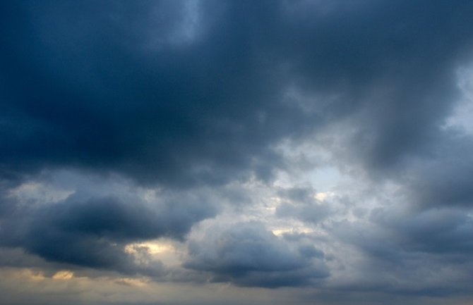 Sjutra oblačno sa sunčanim intervalima