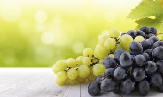 Srbi beru crnogorsko grožđe