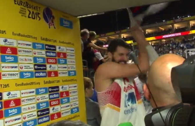 KS Srbije neće reagovati na Mirotićevo cijepanje zastave