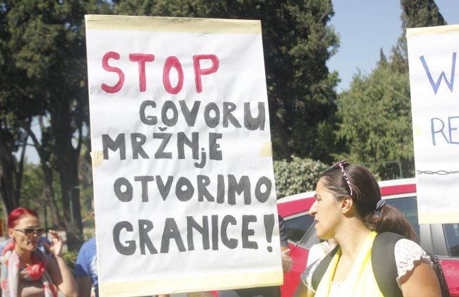 Podgorica pokazala solidarnost : „Stop govoru mržnje, otvorimo granice“