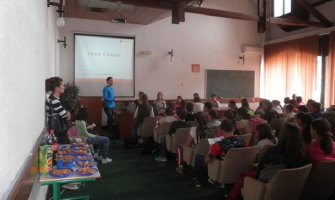 Crveni krst Prijestonice: Obučavali osnovce prvoj pomoći