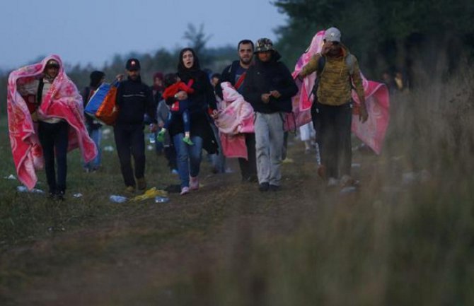Njemačka počela kontrolu granica, udar Šengenu