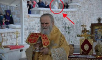 Čudo u manastiru Ostrog: Pojavio se lik Svetog Vasilija!