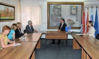 Borimo se za poštovanje ljudskih prava  i ispunjavanje svih programskih načela 