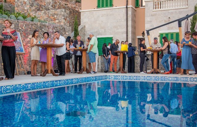 Luštica Bay: Predstavljeni „Tivatski slikari