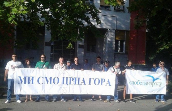 Građanska kontrarezolucija protiv učlanjenja u NATO