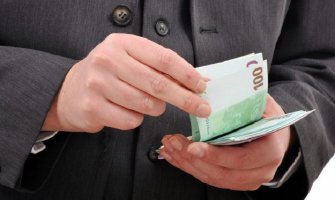  Izrečene četiri novčane kazne od 500 eura do hiljadu eura