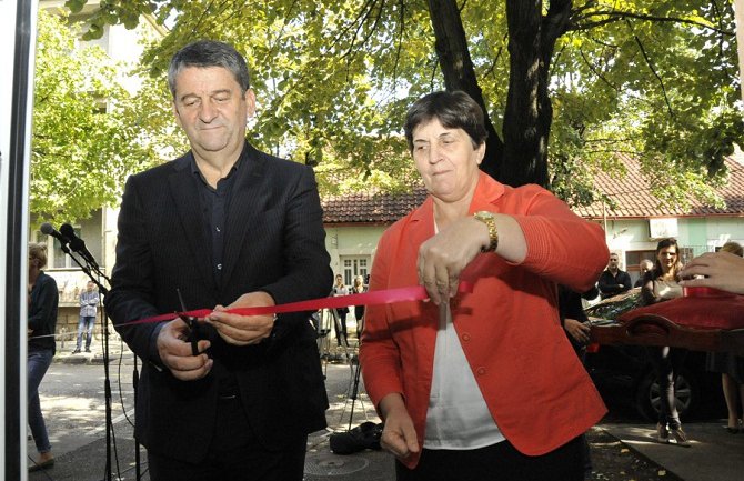 Kovačević otvorila Gradski vešeraj u Nikšiću