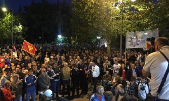 SD: Protesti DF-a doživljavaju totalni neuspjeh