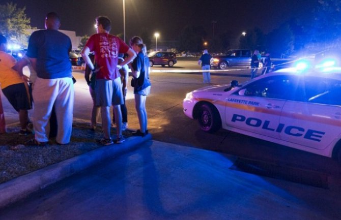 Pucnjava na koledžu u Oregonu, broje se mrtvi