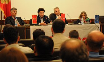 Crna Gora sadašnju vlast ne može preživjeti