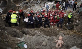 Odron zemljišta u Gvatemali, poginula 131 osoba, 300 nestalo
