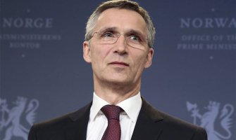 Stoltenberg imao saobraćajku u Varšavi 