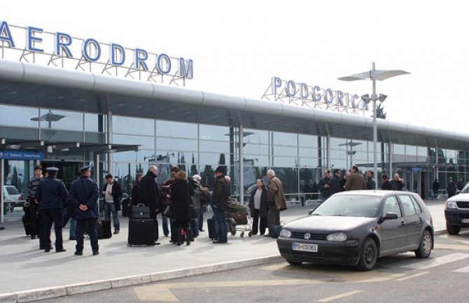 Radoman uhapšen na podgoričkom aerodromu