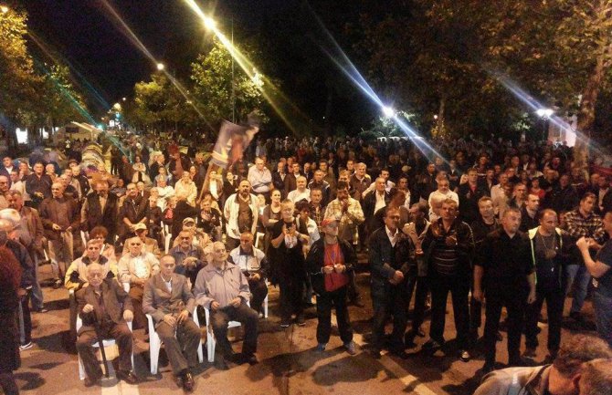 Protesti, dan dvanaesti