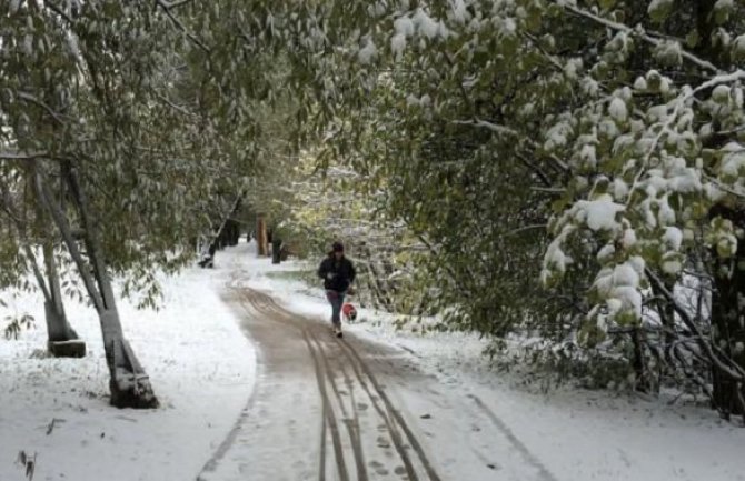 Pao prvi snijeg u Moskvi (Foto)