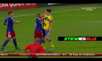 Ibrahinović promašio penal i udario protivnika! (Video)