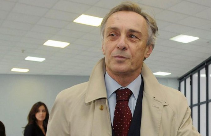 Demos nije pozvan na sastanak sa Stonltebergom